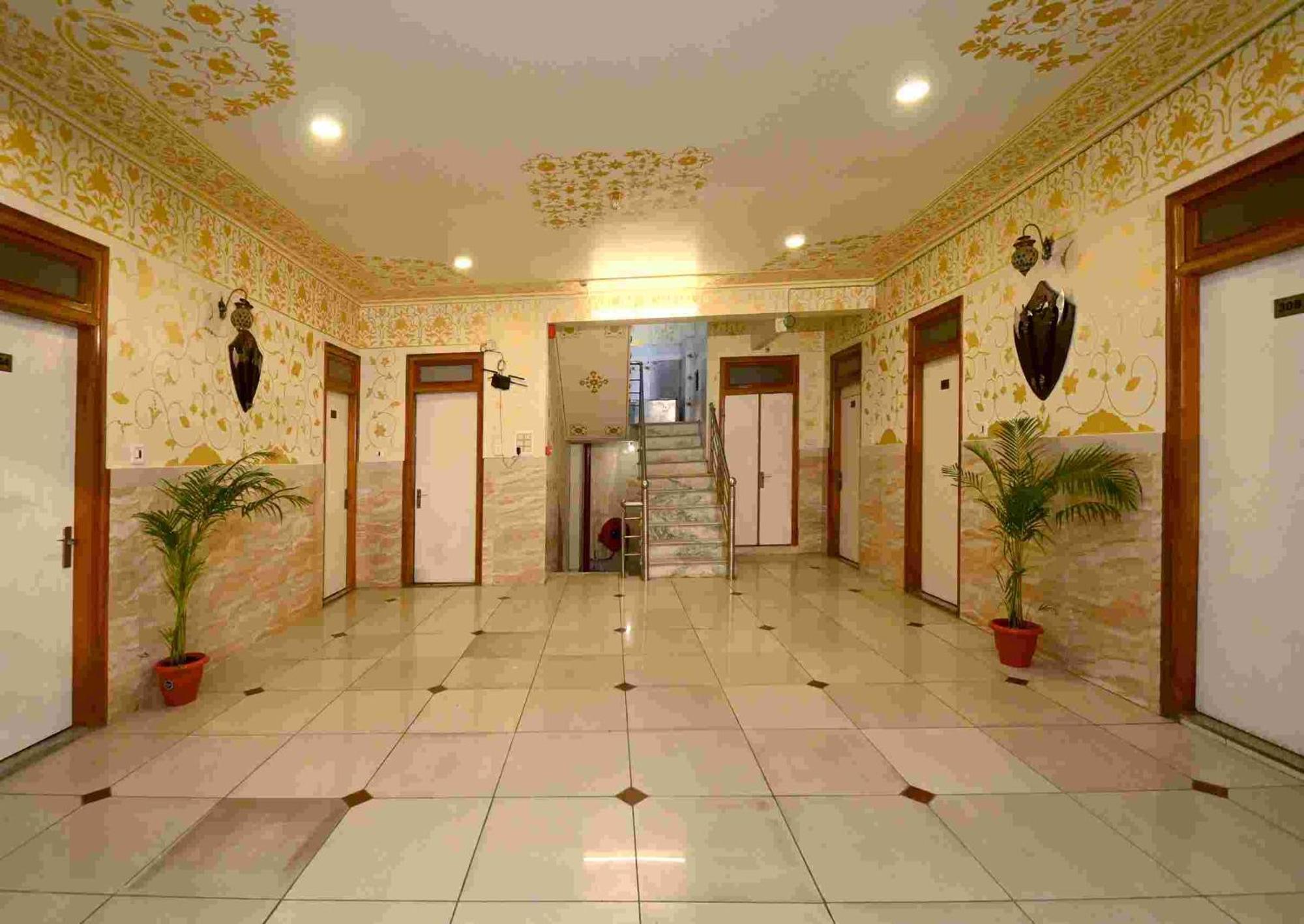Virasat Mahal Heritage Hotel-Jaipur City Center 외부 사진