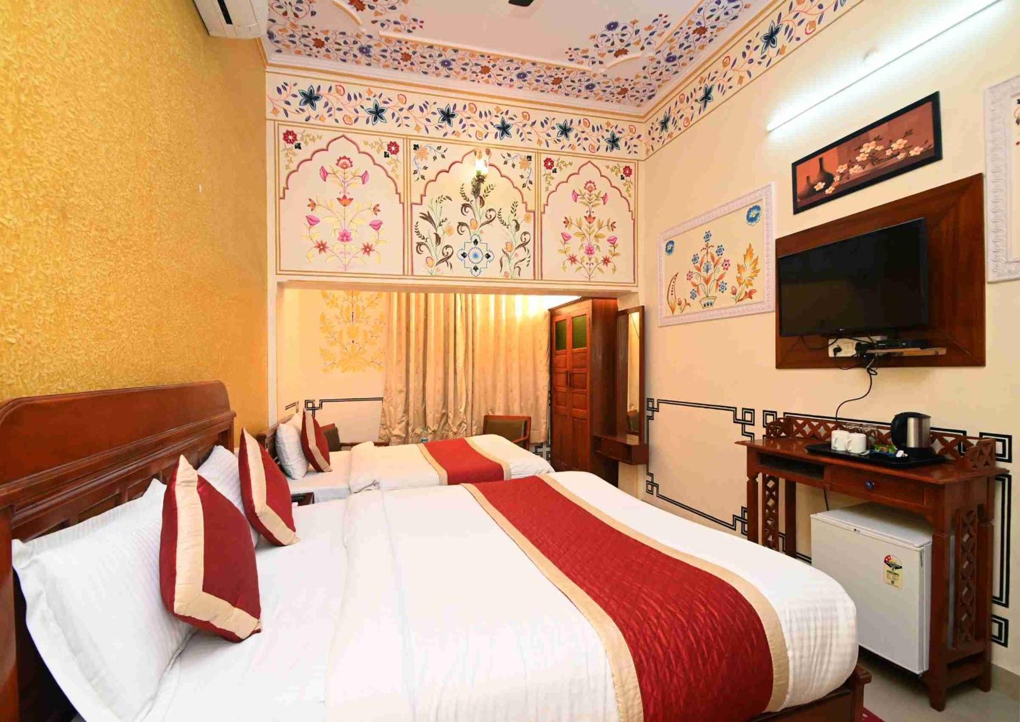 Virasat Mahal Heritage Hotel-Jaipur City Center 외부 사진