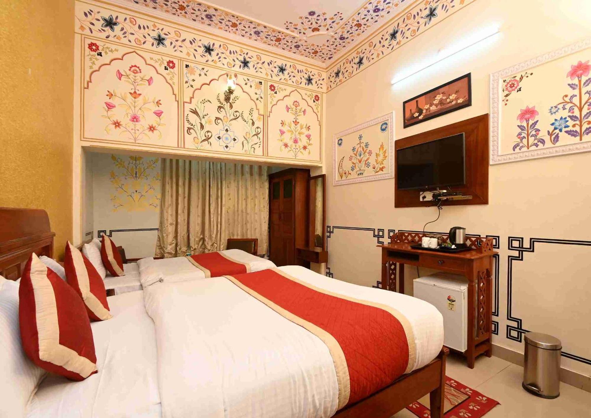 Virasat Mahal Heritage Hotel-Jaipur City Center 외부 사진
