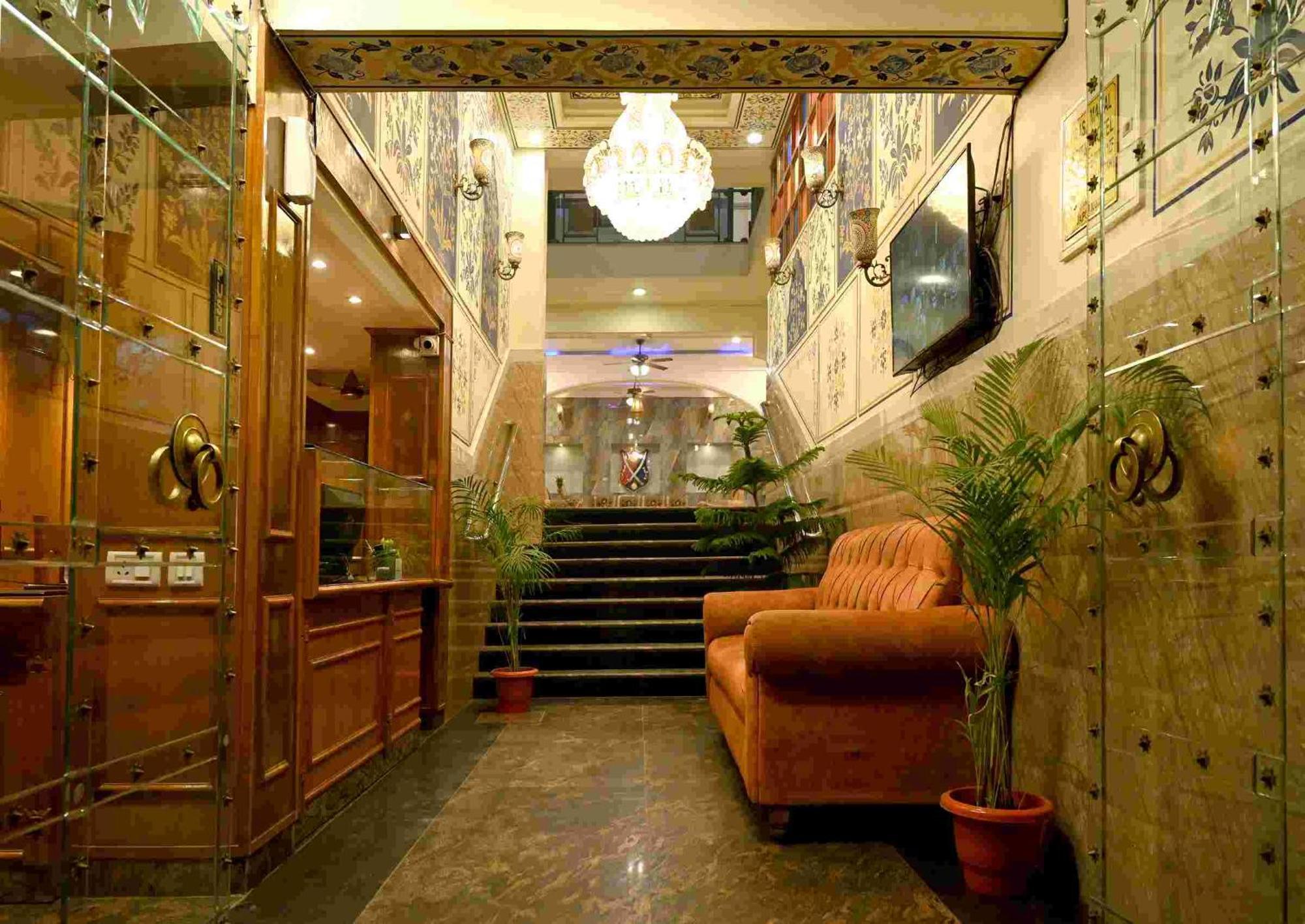 Virasat Mahal Heritage Hotel-Jaipur City Center 외부 사진